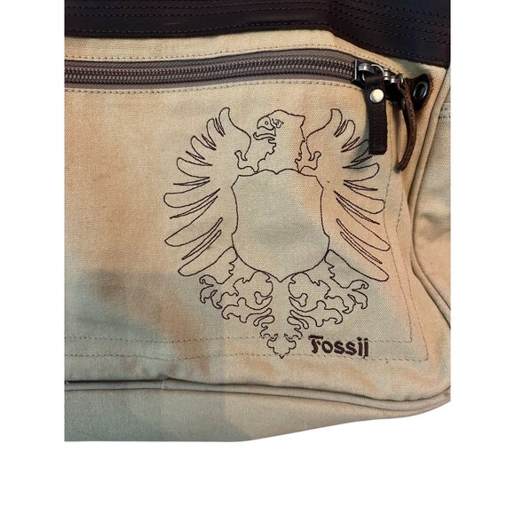 Vintage NWT Fossil Canvas Laptop Messenger Bag With Embroidered Crest Design - Picture 4 of 7